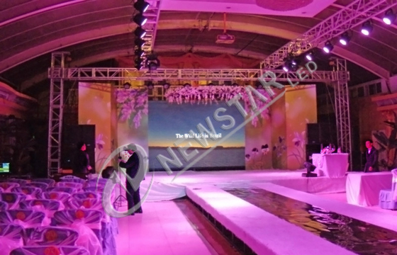 HD Ultra Thin Indoor SMD LED Display Resolution , Led Advertising Screen Panel