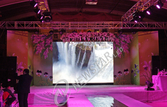 HD Ultra Thin Indoor SMD LED Display Resolution , Led Advertising Screen Panel